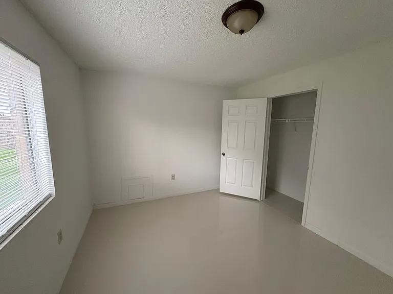 3443 Kelly Ct — Photo 15