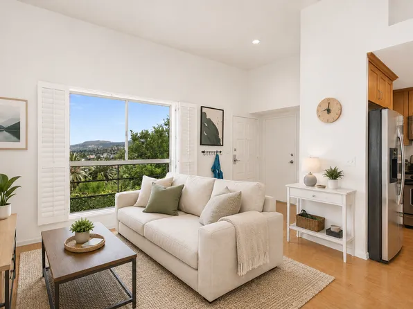 1098 Everett Pl, Los Angeles, CA 90026