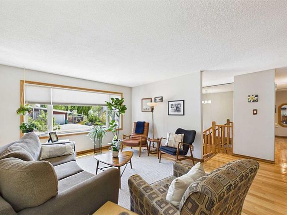 4th image of 3740 E 43a Ave