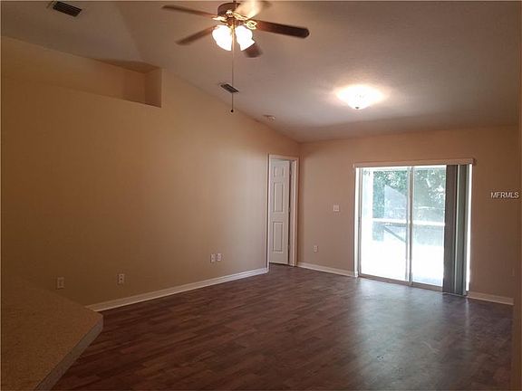 2nd image of 4843 Saratoga Pl