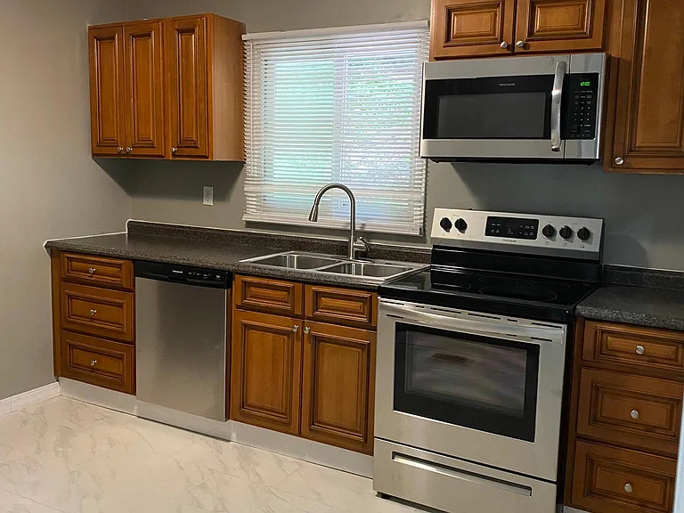 3938 Rosemount Rd — Photo 3