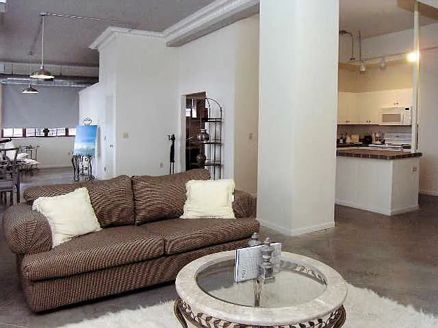 Tribune Lofts — Photo 11