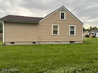 2nd image of 1529 Wurtele Ave