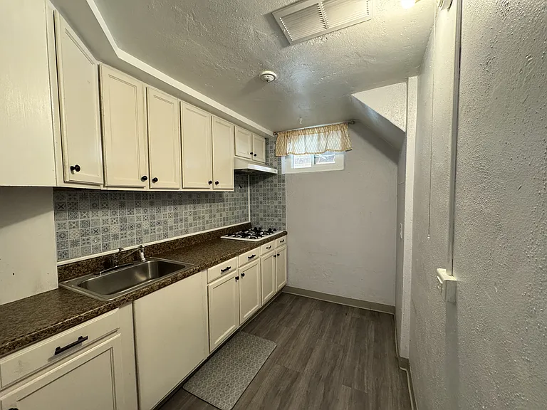 2745 W Archer Pl — Photo 21
