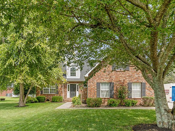 3rd image of 3107 Wallace Dr