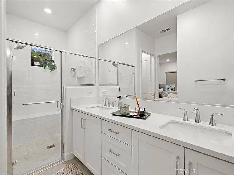 896 Sunrise Rd — Photo 29