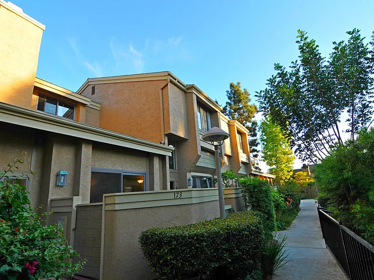 Caminito Eastbluff — Photo 26