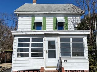 109 Front St, Elmer, NJ 08318