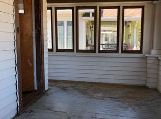 928 Benton Ave, Janesville, WI 53545
