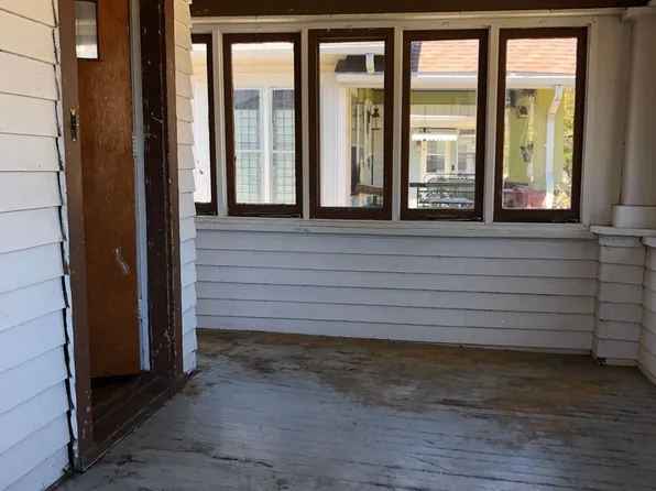 928 Benton Ave, Janesville, WI 53545