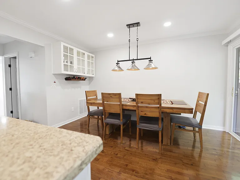 1463 Black Rock Tpke #3 — Photo 10
