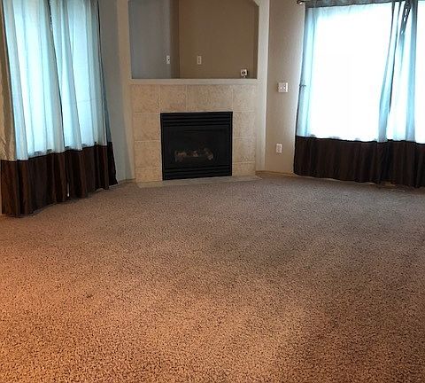 4th image of 17714 1st Avenue Ct E