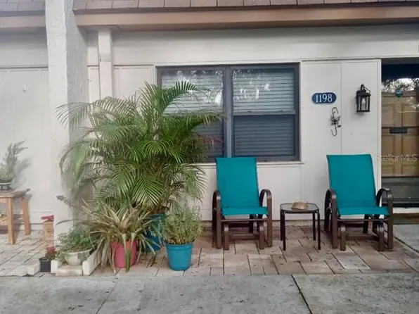 1196 Mission Cir, Clearwater, FL 33759