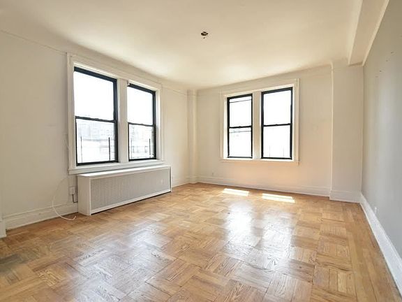 2nd image of 865 W End Ave APT 7A