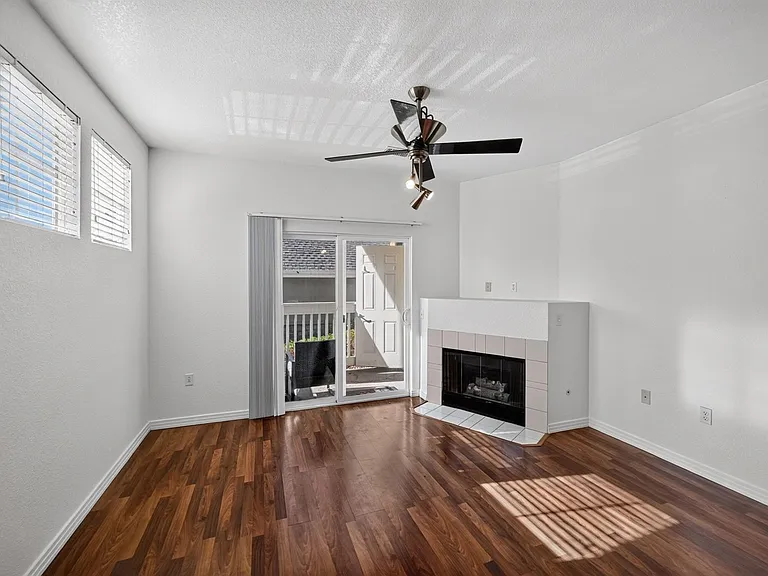 9441 Ashbury Cir #102 — Photo 10