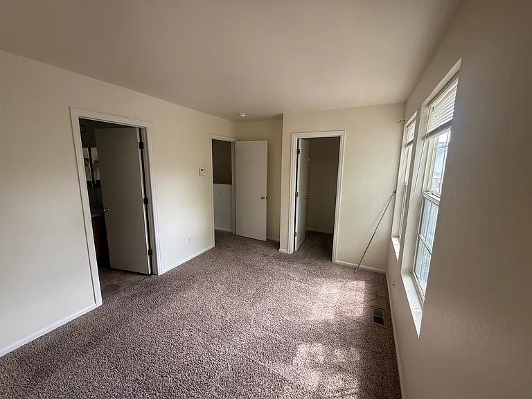 8868 Newton St — Photo 7