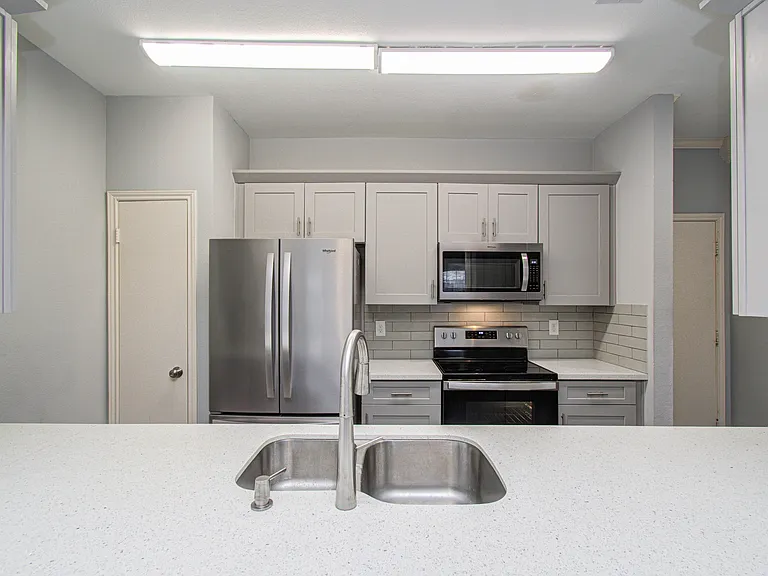 3088 Holly Hall St — Photo 14