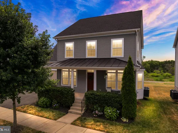 9045 Randolph Cir, Bealeton, VA 22712