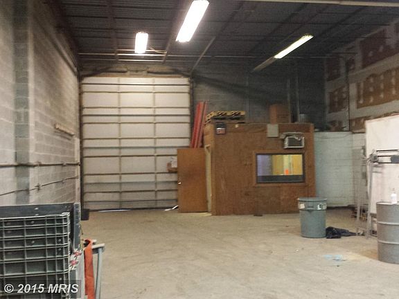 3rd image of 8521 Rainswood Dr Ste B