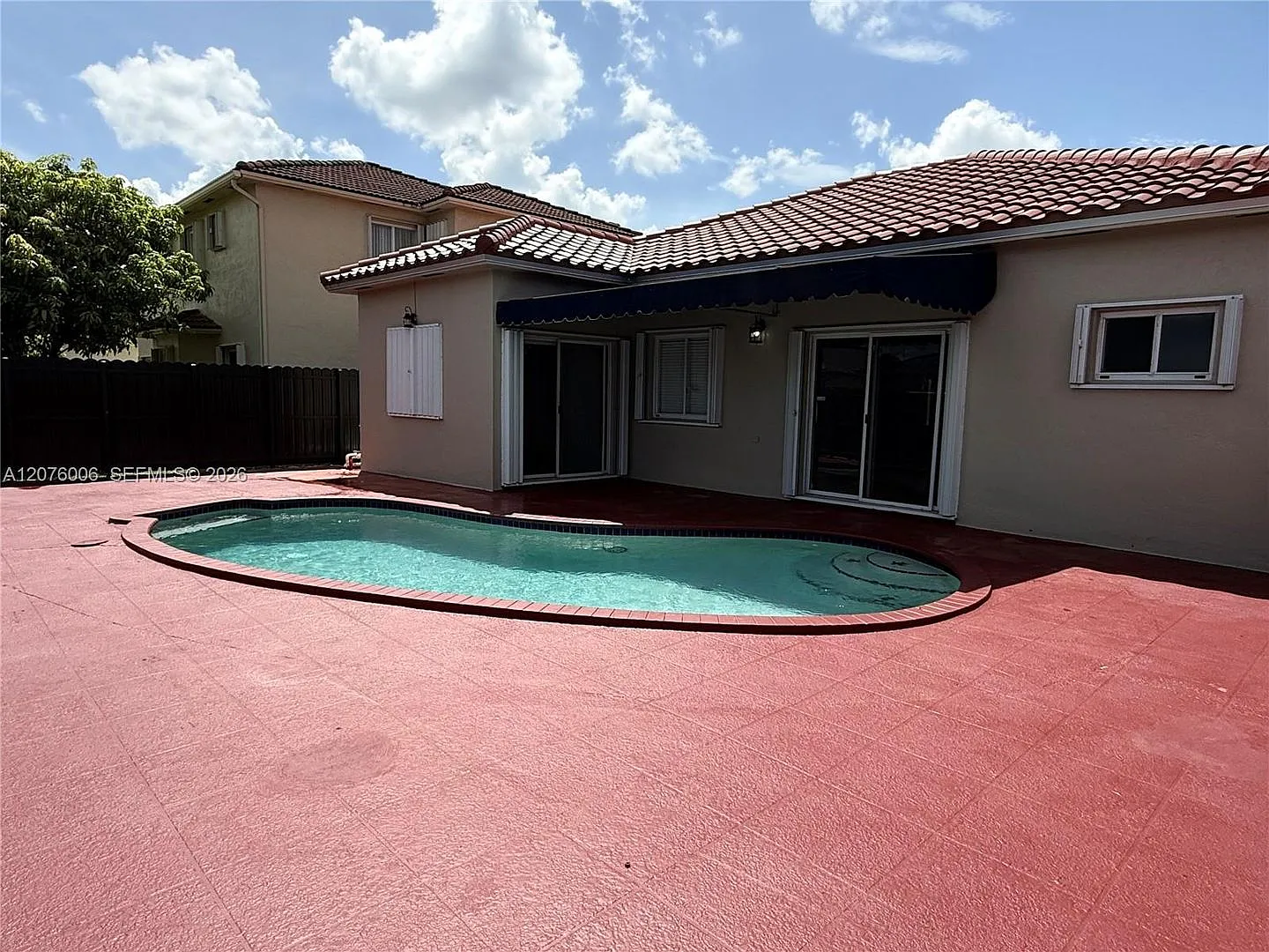 15957 SW 54th Terrace, Miami, FL 33185 - 5027 — Photo 2