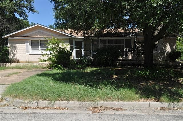 1st image of 4859 Eastline Dr