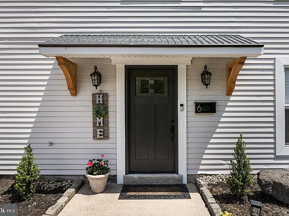 5th image of 6 Cherrywood Dr