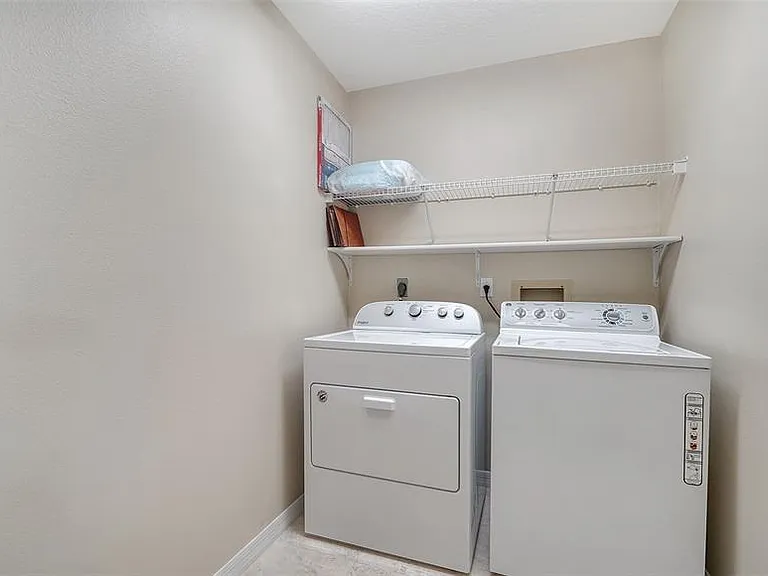 5939 Sandstone Ave — Photo 30