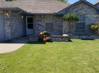 2332 Buckhorn Dr, Norman, OK 73072