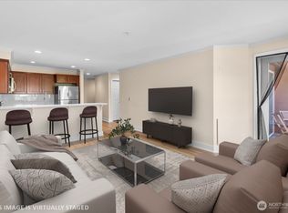 Galer Gardens, Seattle, WA 98109