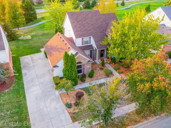 1564 Crowndale Ln, Canton, MI 48188