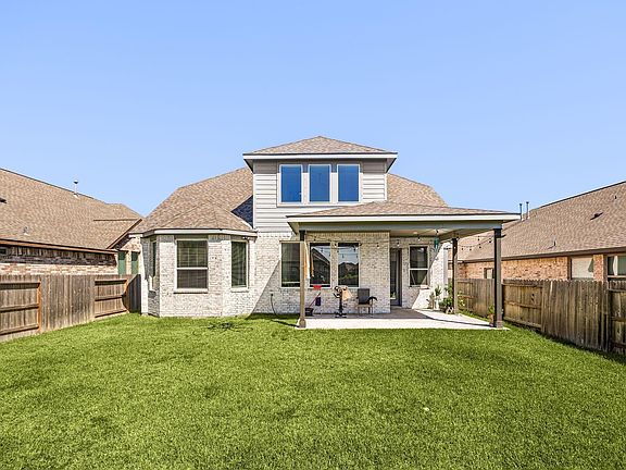 2nd image of 419 Amistad Ct