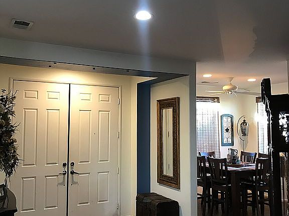 2nd image of 41560 Ashford Pl