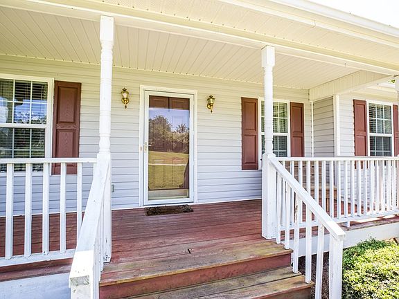 3rd image of 148 Scarlett Place Dr