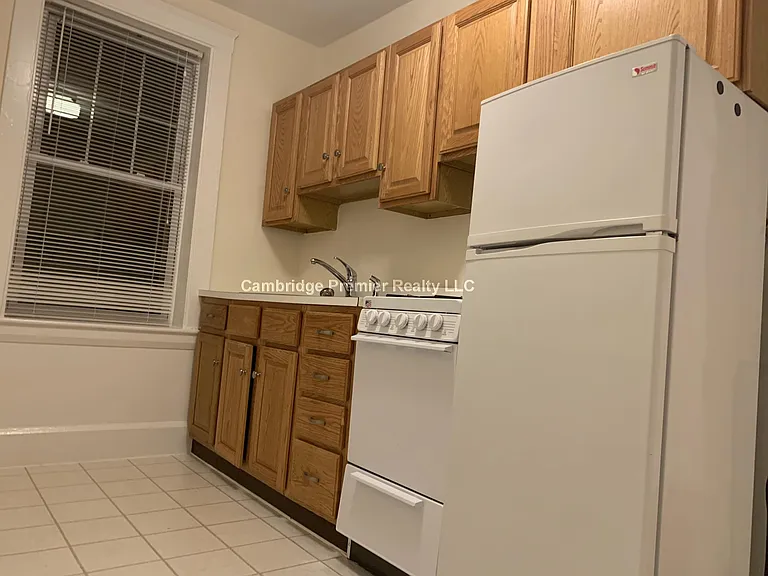 154 Summer St #3 — Photo 4