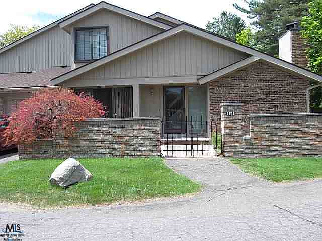 1st image of 1533 S Hill Blvd