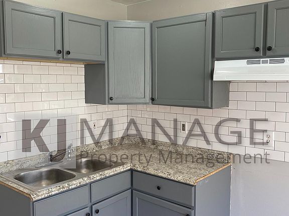 2nd image of 2189 Stieber St #113