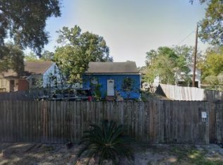 4235 Woodlawn Ave, Beaumont, TX 77703