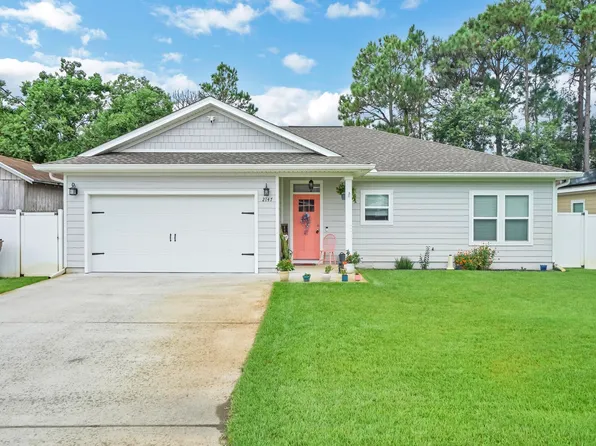 2147 Wind Trace Rd N, Navarre, FL 32566