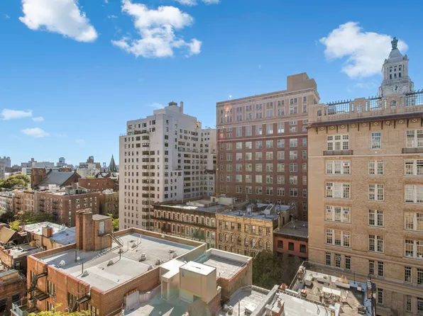 130 East 18th Street image 8 of 12