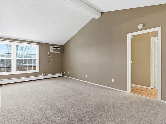 4th image of 1023 Smetana Rd APT 6