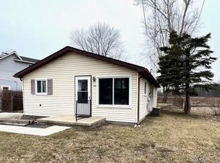 8474 Dixie Hwy, Fair Haven, MI 48023