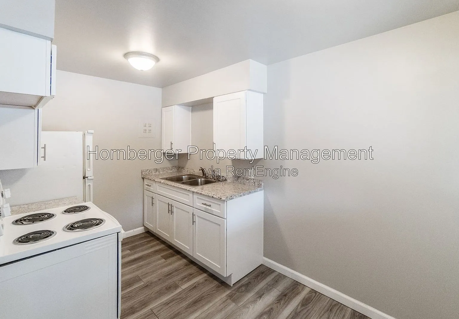 1 bed, 1.0 bath, 802 sqft, $845 — Photo 3
