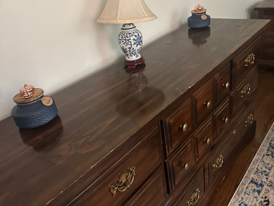 Bureau in bedroom