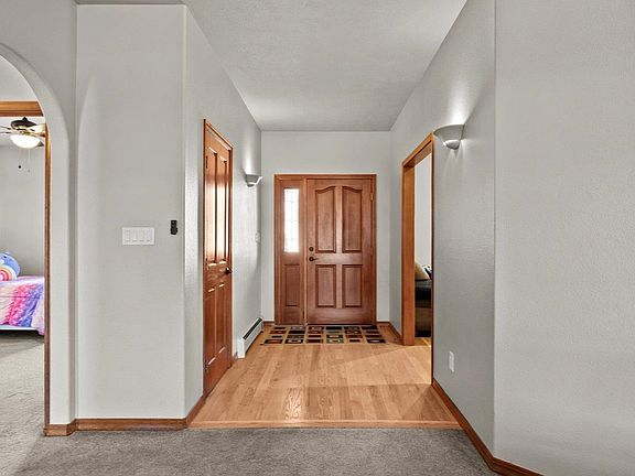 5th image of 2533 Westwood Dr