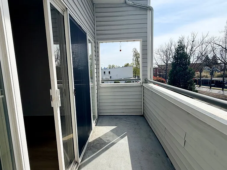 804 Market St — Photo 16
