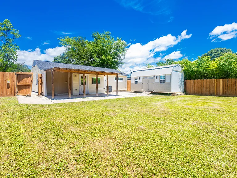 4519 Martha Ave — Photo 7