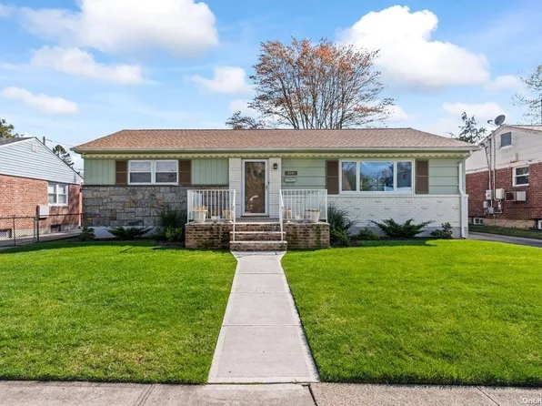 2251 Hoffman Avenue, Elmont, NY 11003