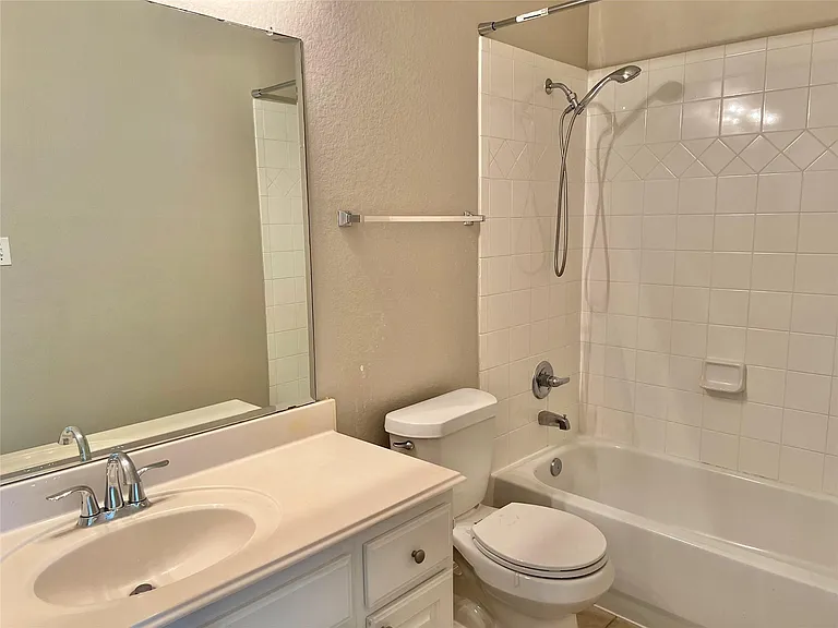 11712 Summer Brook Ct — Photo 27