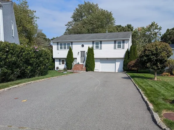 52 Alford St, New Bedford, MA 02745