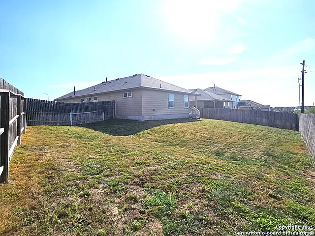 181 Harley Hay — Photo 24